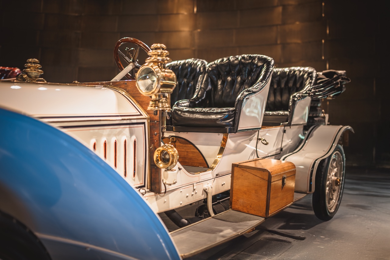 first car owned by a citizen in Kerala