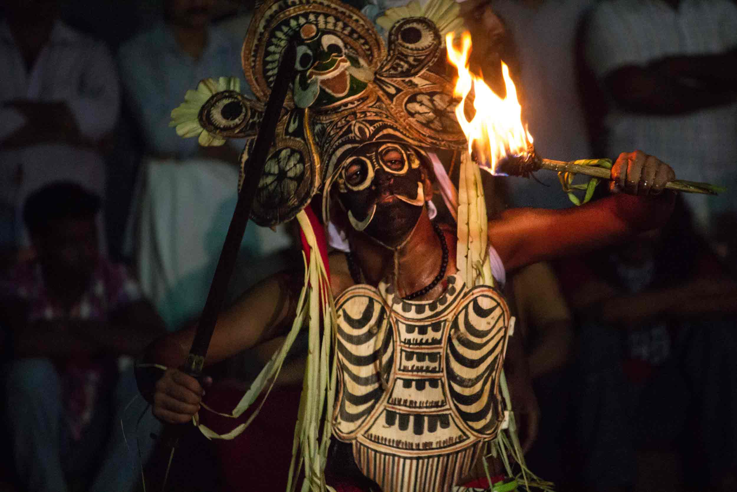 kolam thullal bhagavathy temple